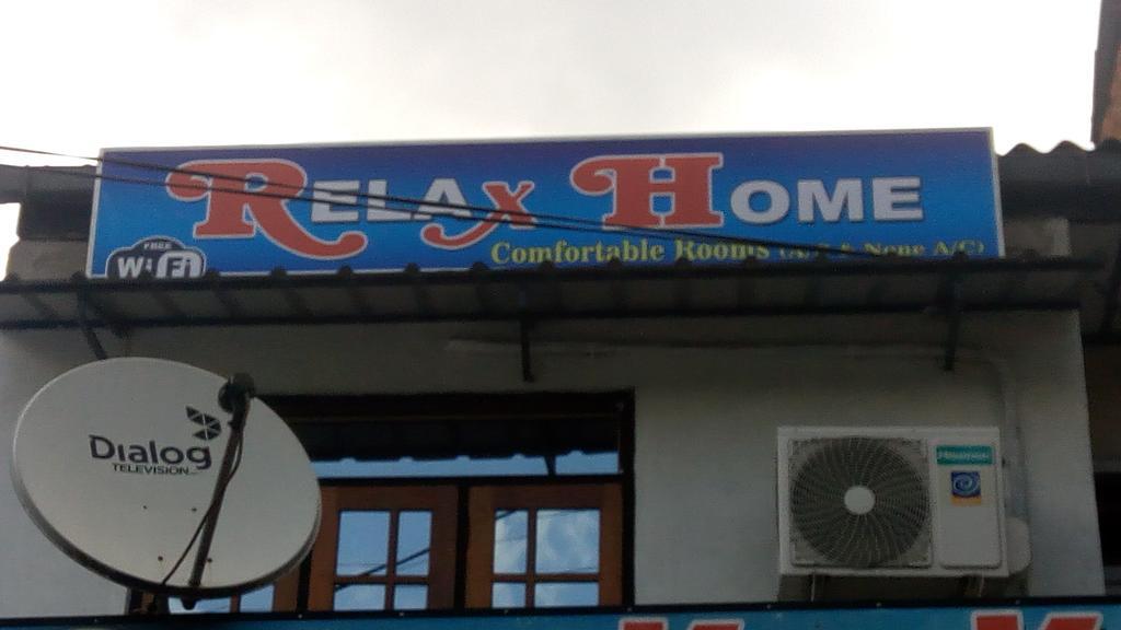 Relax Home Rambukkana Esterno foto